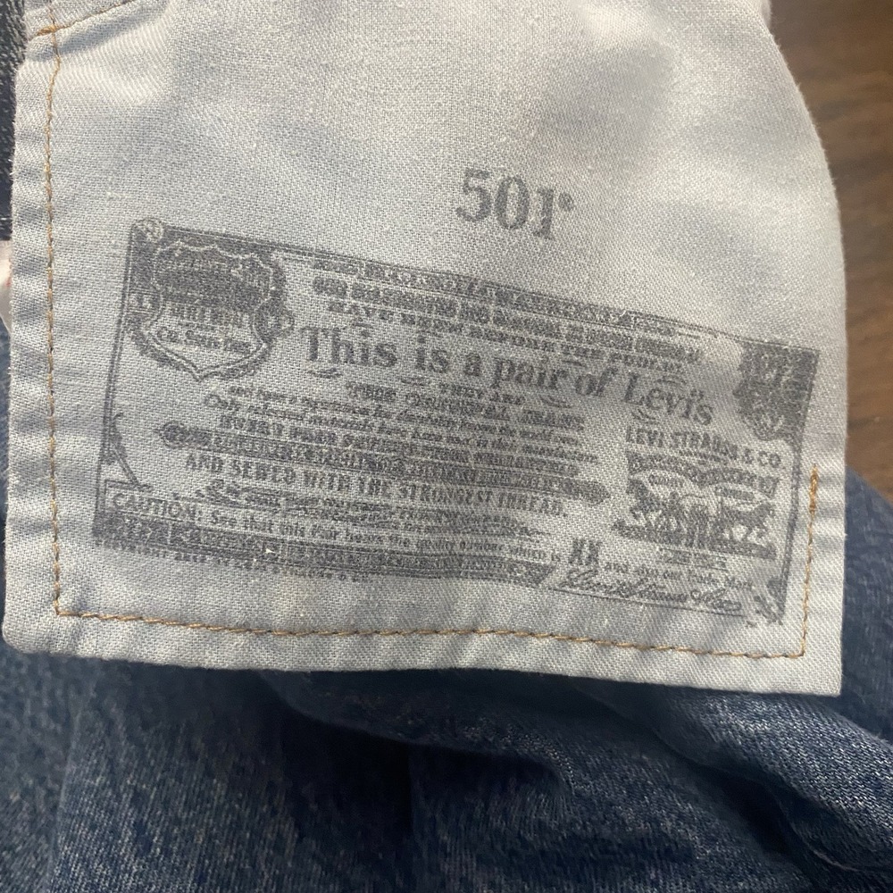 Levis Jeans Button Fly Blue 501 Jeans Mens Straight Leg  Size 38x30 - Picture 5 of 8